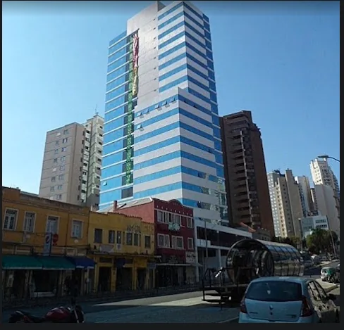Edifício sede do escritório em Curitiba/PR